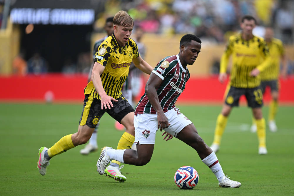 包含多特蒙德队惨败！主帅赛后直言球队需彻底反思，工作由于发现设计这些.的词条-爱游戏体育